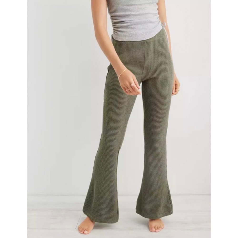 Aerie Waffle Knit LumberJane Flare Yoga Pants Slip On Thick Green Medium Lounge